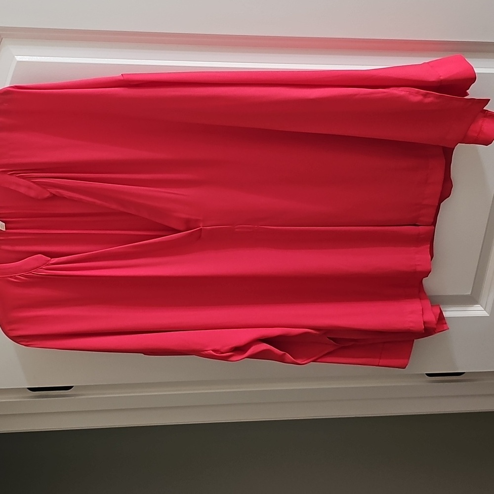 Red Gibson Latimer 3x Long Sleeve Dressy Blouse V Neck